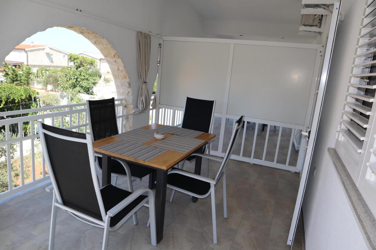 Apartmani Sanja Vir Exteriér fotografie