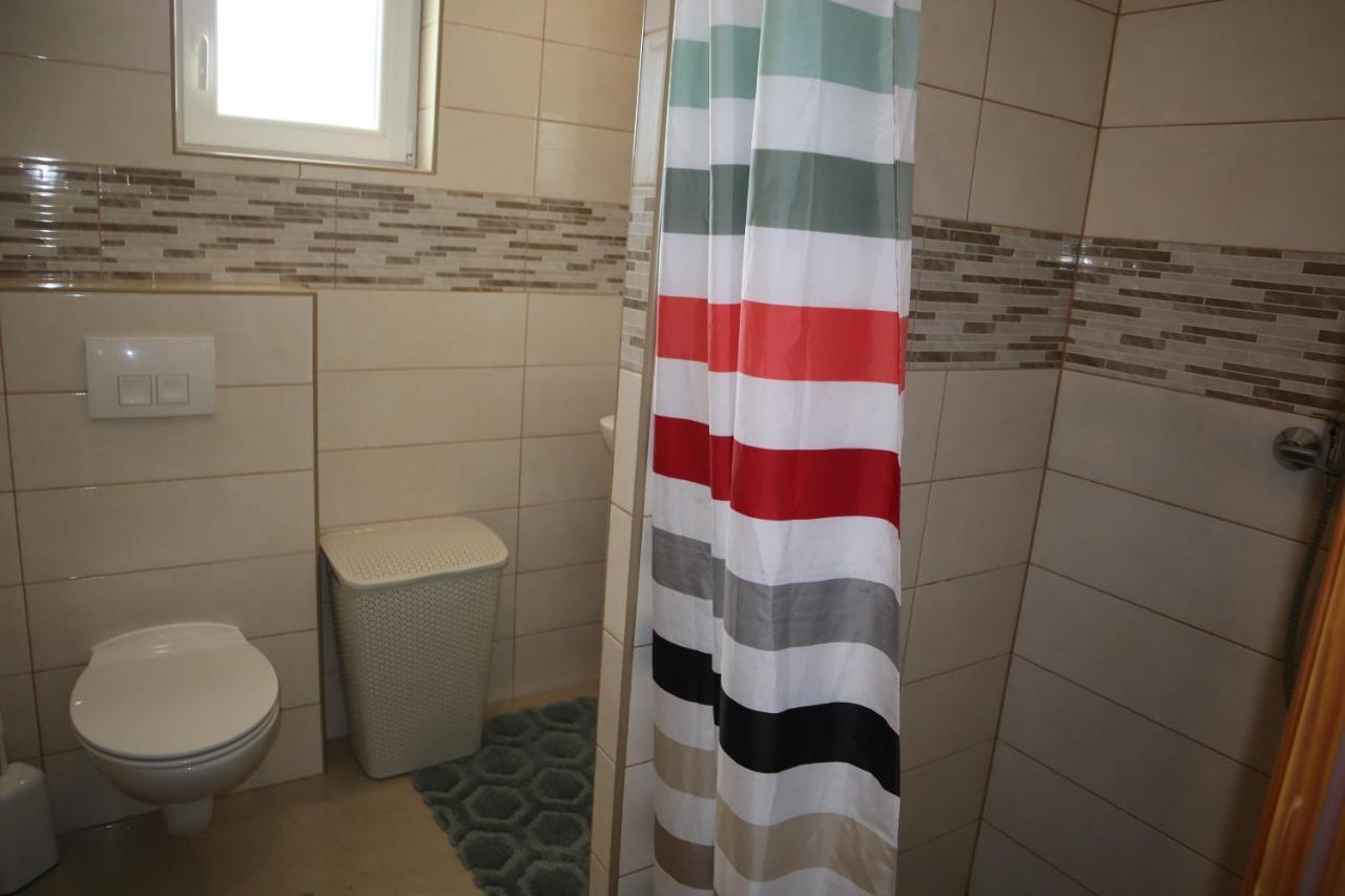 Apartmani Sanja Vir Exteriér fotografie